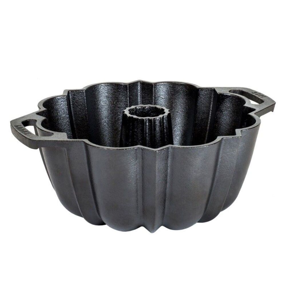 Lodge 1896 Cast Iron Fluted Cake Pan RARE* DISCONTINUED